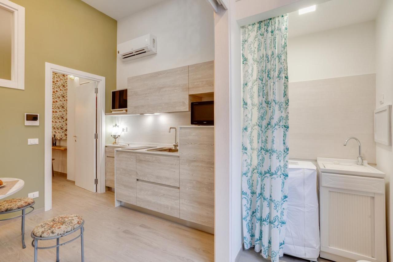 Madame Bari' Suite Apt In The Heart Of Μπάρι Εξωτερικό φωτογραφία