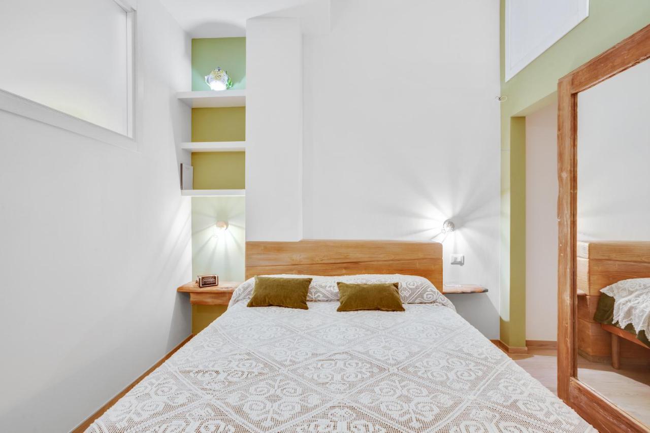Madame Bari' Suite Apt In The Heart Of Μπάρι Εξωτερικό φωτογραφία
