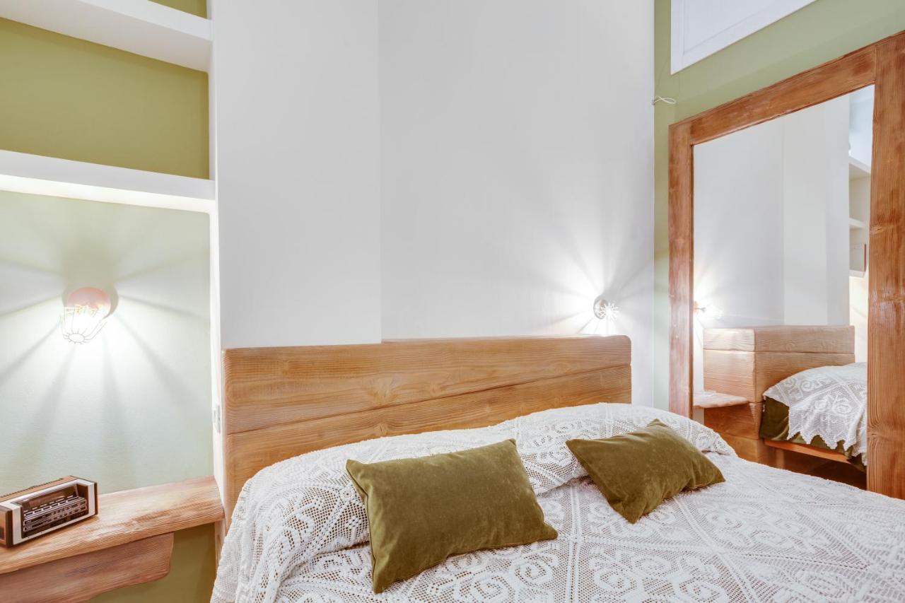 Madame Bari' Suite Apt In The Heart Of Μπάρι Εξωτερικό φωτογραφία