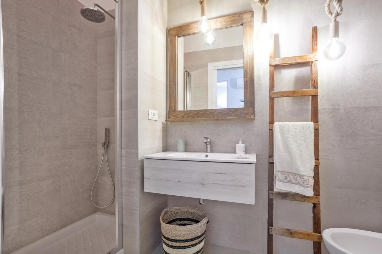 Madame Bari' Suite Apt In The Heart Of Μπάρι Εξωτερικό φωτογραφία